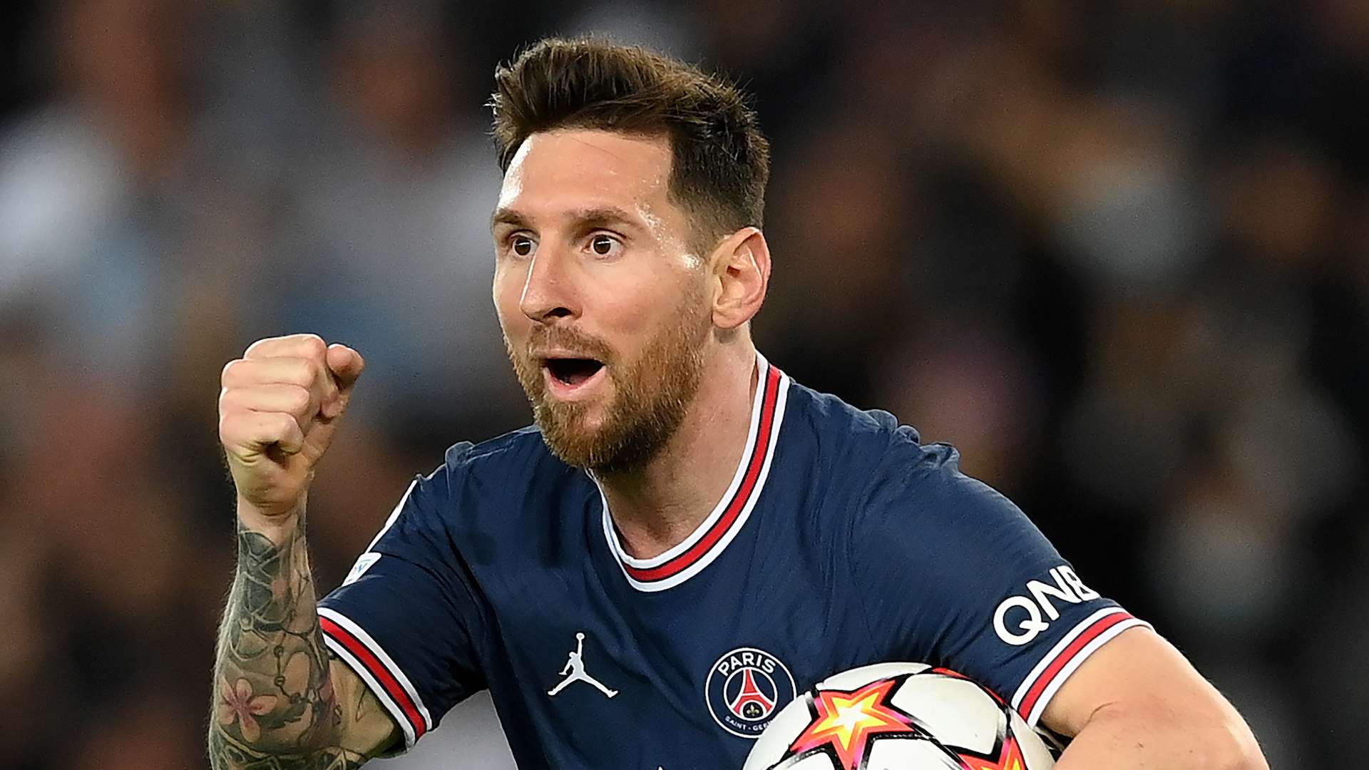 个词形容范 个词形容范